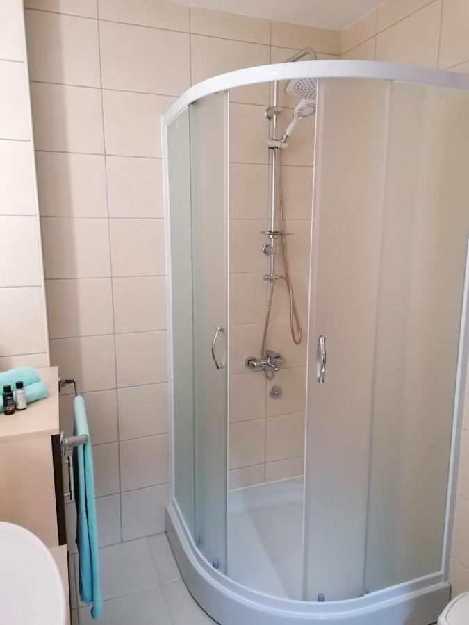 Emili Apartman Jagodina Eksteriør bilde